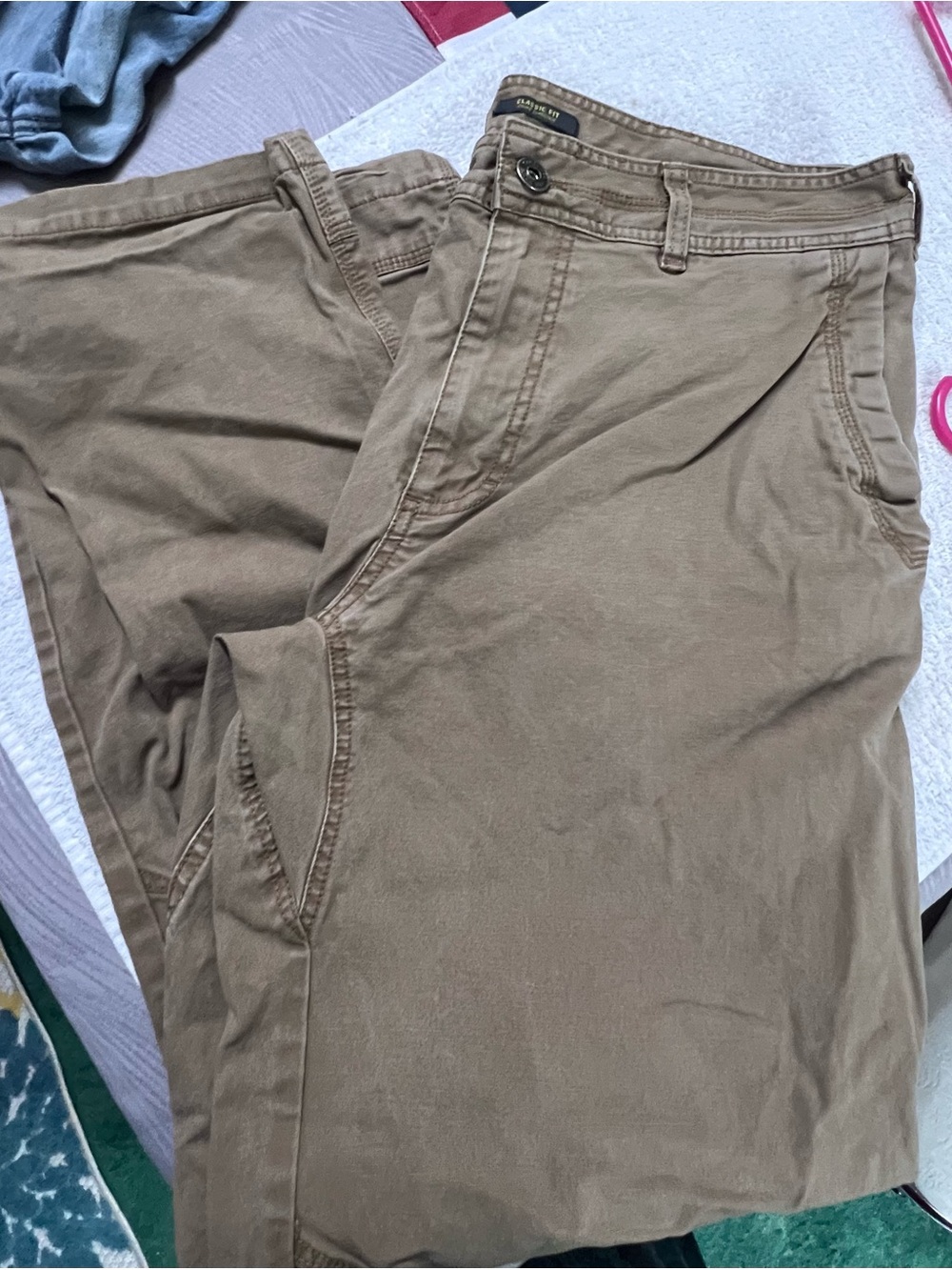 Cabela’s Men’s 36x32 Classic Fit Khaki Pants Tan Cotton Stretch Outdoor